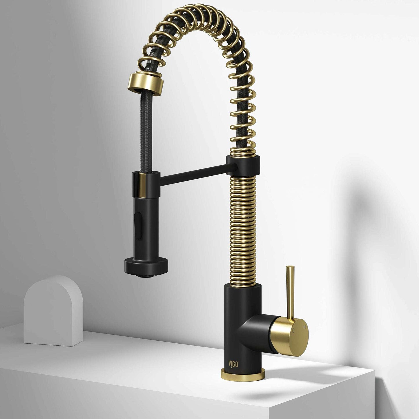 Edison Pull-Down Kitchen Spray Faucet